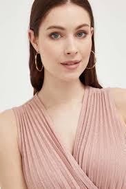 Obleka Nissa roza barva