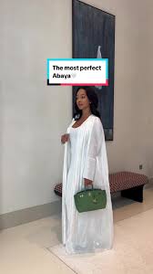 Stunning Abaya Style for Fashion Enthusiasts