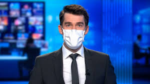 Op dit moment stemmen elke dag 1,1 miljoen vlamingen af op een van de drie nieuwsuitzendingen. Vtm Nieuws Ankers Dragen Voortaan Mondmasker Bij Gast In De Studio Vrt Niet Voor Verstaanbaarheid De Morgen