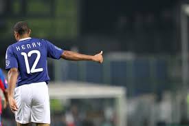 Thierry henry et alan shearer sont devenus ce lundi les. Die Franzosische Fussballlegende Thierry Henry Bruskiert Sein Heimatland Um Eine Rivalisierende Nation Bei Der Euro 2020 Zu Trainieren Nach Welt