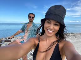 Scott disick is an american businessperson and television personality. Scott Disick 37 Doesn T Want Anything Serious With Amelia Hamlin 19 As Pair Exists In Bubble Away From His Kids