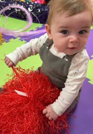 On Wednesdays we bloom 💁🏽‍♀️💜🦄🪻🪁 #mumlife #relatable  #firsttimeparents #boymum #babyclass