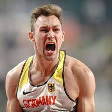 Auf einer wolke zum weltrekord. Olympia 2021 Zehnkampfer Niklas Kaul Dass Es So Schlecht Lauft Hatte Ich Nicht Gedacht Mehr Sport