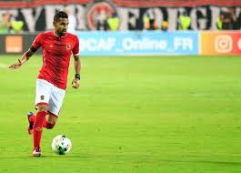 أصيب لاعب النادي الأهلي السابق مؤمن زكريا، بوعكة صحية نُقل على إثرها إلى المستشفى، وذلك نتيجة إصابته بمرض التصلب الضموري في العضلات، حيث يعاني منه منذ عدة سنوات، ونشرت زوجته صورة لـ مؤمن زكريا وهو في المستشفى، بعد. ÙˆÙØ§Ø© Ù…ÙˆÙ„ÙˆØ¯Ù‡Ù…Ø§ Ø§Ø¨ØªÙ„Ø§Ø¡ Ø¬Ø¯ÙŠØ¯ ÙŠØ¶Ø±Ø¨ Ù…Ø¤Ù…Ù† Ø²ÙƒØ±ÙŠØ§ ÙˆØ²ÙˆØ¬ØªÙ‡ Ø§Ù„ÙŠÙˆÙ… Ø§Ù„Ø¥Ø®Ø¨Ø§Ø±ÙŠ