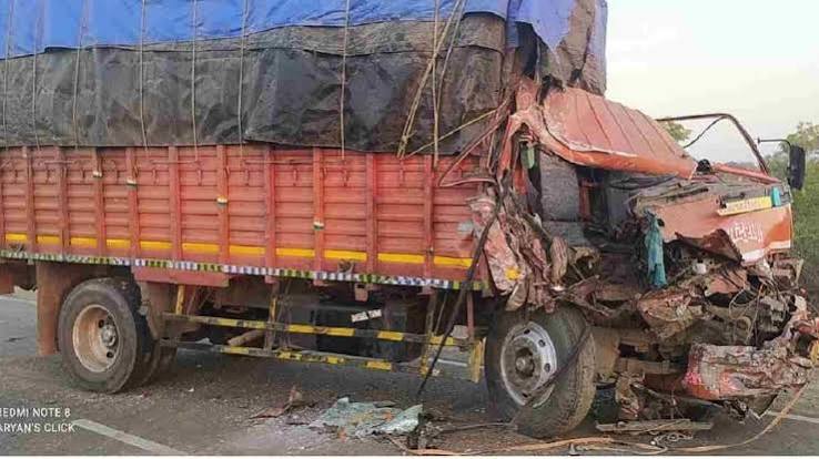 Madhya Pradesh: ग्वालियर में ट्रक से लिफ्ट मांगना तीन युवकों को पड़ा भारी, ड्राइवर की लापरवाही के चलते गंवानी पड़ी जान