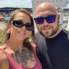 Nichole Goodman's Instagram, Twitter & Facebook