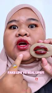 Swatch di fake lips dan real lips gak ada bedanya, sama-sama cantik! 😍✨  #raecca #raeccaid