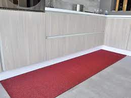 Tappeti Cucina Consigli Su Materiali E Forme Per Confort E Sicurezza Tappeto Cucina Tappeti Cucine