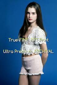 Brooke shields child actress images/pictures/photos/videos from film/television/talk shows/appearances/awards including pretty baby, tilt, alice sweet alice, prince of central park, wanda nevada, just you and me kid. Brooke Shields Pretty Baby Movie Archival Photo Print 8 5 X 11 Ebay