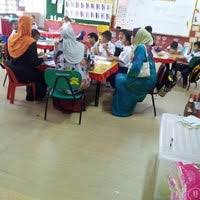 89 ziyaretçi sk temenggong abdul rahman ziyaretçisinden 130 fotoğraf ve 1 tavsiye gör. Sekolah Temenggong Abdul Rahman 2 Johor Bahru Johor