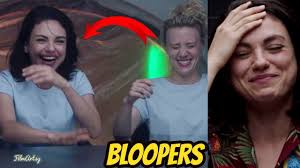 The Spy Who Dumped Me Hilarious Bloopers Gag Reel Mila Kunis Kate Mckinnon Funny Youtube Movie Bloopers Bloopers Kate Mckinnon