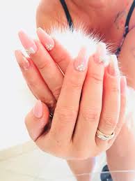 Straßsteinchen lassen sich super auf die nägel kleben und sorgen für einen einmaligen look. Schone Nagel Mit Swarovski Steine Nails For You Neustadt An Der Donau Facebook