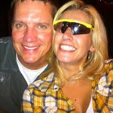 Amy Mccully's Instagram, Twitter & Facebook