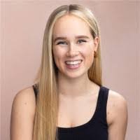 Marie Thurston's Instagram, Twitter & Facebook