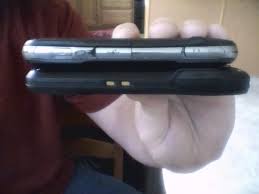 Removing the back cover, is also easy: Howardforums Your Mobile Phone Community Resource