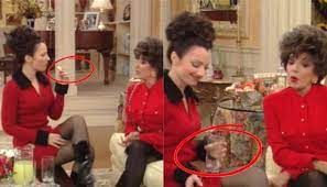 Une nounou d'enfer saison 4 episode 26. Une Nounou D Enfer 10 Erreurs Que Vous N Aviez Jamais Remarquees Dans La Serie