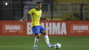 Guilherme antonio arana lopes brasil nasceu a 14 abr 1997 em são paulo, brasil 24 anos 170 cm 66 kg defesa no atlético mineiro pé preferencial: Ele Vai Voltar Um Dia Central Do Timao Noticias Do Corinthians