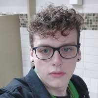 Thomas Grindle's Instagram, Twitter & Facebook