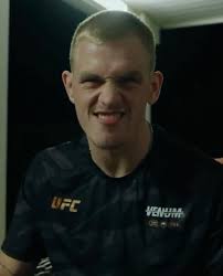 Man I'm tired of pretending, nobody will say this so I got to say it.  Shavkat is actually a cry baby not a real fighter, he's always whining  about a certain injury..