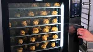 Unox è leader nella produzione di forni a convezione e forni combinati. Unox Bakertop Oven How To Bake A Full Load Of Choux Pastry Youtube