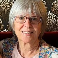 100+ perfiles de «Calbreath»