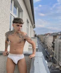 Escorte Alicante: Elegancia y Pasión en Alicantescorts.es