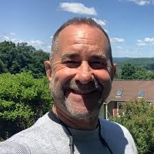 Michael Dick's Instagram, Twitter & Facebook