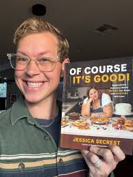 Look what came in the mail this morning! Applesauceandadhd 🙌🏻🙌🏻🙌🏻  I've already picked out the first recipe I'm trying 🤤🤤🤤 I'm a big  believer that we should support our friends. I try