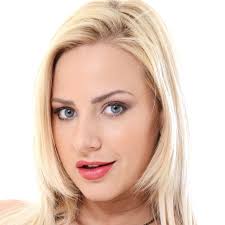 AIKA (AV女優)-Wikipediaで彼女の全てを知る