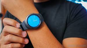 Samsung Gear S2 unboxing and first ...