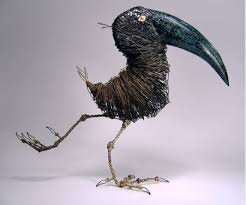 Hurda Malzemelerden Yapilmis Bir Kus Figuru Ozellikle Gaga Kismi Metal Malzemeye Benziyor Https Www Hurda Wire Sculpture Animal Sculptures Bird Sculpture