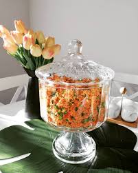 Dekorasyon Panosundaki Pin