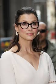 I love this pretty woman!