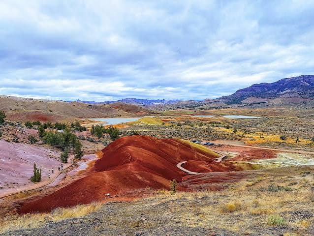 Visiting Oregon's Unique Painted Hills | Travelffeine