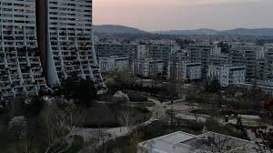 Provided to youtube by universal music groupdie sterne von alterlaa · wandadie sterne von alterlaa℗ a vertigo berlin recording; Corona Alterlaa Halt Zusammen Polizei Spielt I Am From Austria Uber Lautsprecher Youtube