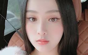 Thoa dầu dừa lên da trong 1 tuần để chữa sẹo mụn, cô nàng này đã nhận được  kết quả đáng thất vọng