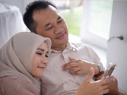 Lily suhana penulis skrip : Tonton