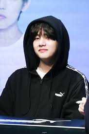 180408 Puma X Bts Turin Bts V Taehyung Bts Kim Koreaner