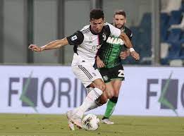 The match is a part of the serie a. Sassuolo Juventus 3 3 Le Pagelle Ronaldo Si Riposa Szczesny Decisivo Berardi Capolavoro Su Punizione Corriere It