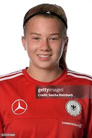 30 Lina Katharina Vianden Photos & High Res Pictures