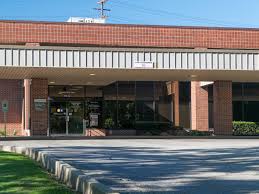 Faiza ahmed, md is a internal medicine specialist in east dundee, il. Immediate Care Northwest Community Healthcare