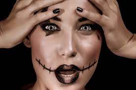 Das kostüm ist aber nicht ausreichend genug, wenn sie einen maximalen effekt erreichen möchten. Diy Halloween Schminke Und Kunstblut Selber Machen