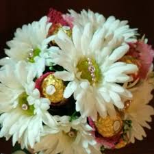 Barang hantaran is basically wedding gifts that the bride and groom give to each other. Gubahan Hantaran Services Gift Trays For Rental Posts Facebook