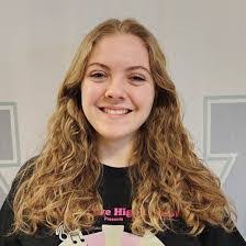 Juliana Nelson's Instagram, Twitter & Facebook