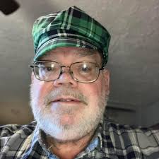 Jennifer Coolidge and Jane Seymour at Liza Minnelli's place.