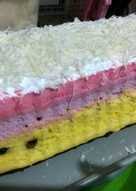Bahan membuat bolu kukus paling sederhana 400 gram / 1 kotak tepung bolu kukus mawar instan (pondan). 12 Resep Bolu Kukus Pelangi 1 Telor Enak Dan Sederhana Ala Rumahan Cookpad