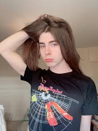 Boys with long hair? : rfemboy