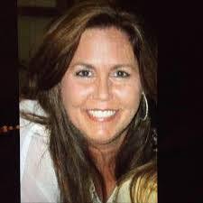 Lisa Barsotti's Instagram, Twitter & Facebook