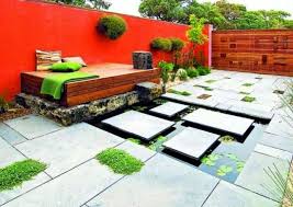 21 Common Garden Decoration Ideas For Outside Air Atmosphere Jamie Durie Outdoor Rooms Modern Landscaping