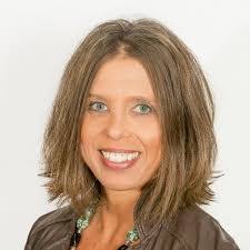 Kathy Hiles's Instagram, Twitter & Facebook